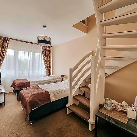 Hotelowe Azyl 3* Kąty Wrocławskie