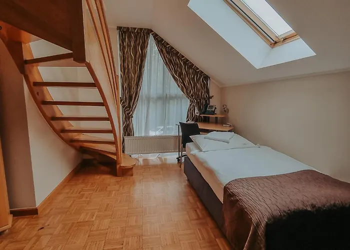 Hotelowe Azyl Kro Kąty Wrocławskie