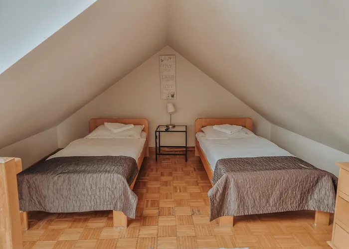 Hotelowe Azyl Han/Misafirhane