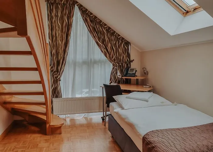 Hotelowe Azyl Han/Misafirhane